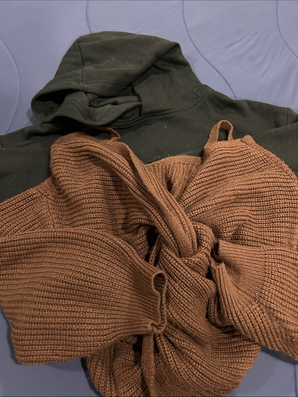 Women’s Long Sleeve Bundle - Picture 5 of 5
